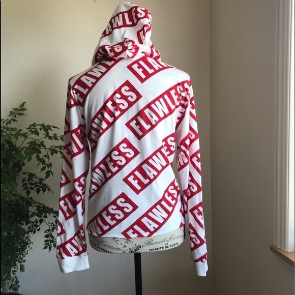 *On Fire Flawless lightweight pullover hood… - Picture 4 of 8